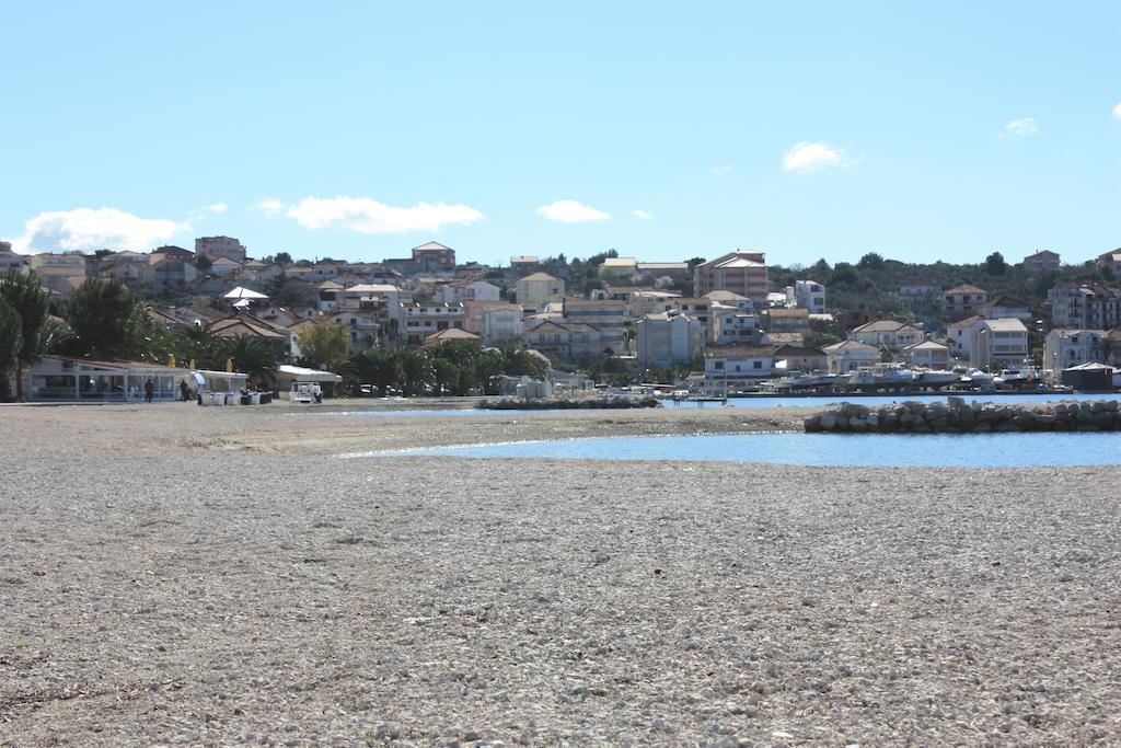 Andrea Apartments Trogir Værelse billede
